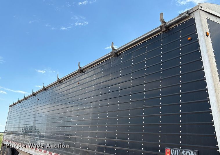 image for item DX8054 2020 Wilson DWH-650CB grain trailer