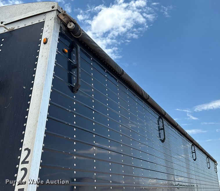 image for item DX8054 2020 Wilson DWH-650CB grain trailer