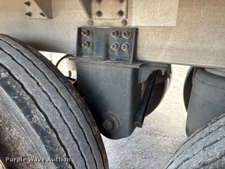 image for item DX8054 2020 Wilson DWH-650CB grain trailer