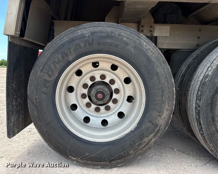 image for item DX8054 2020 Wilson DWH-650CB grain trailer