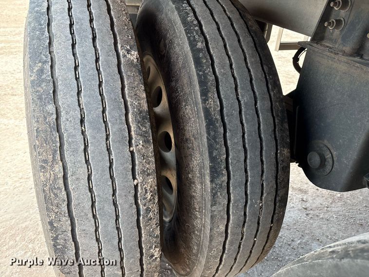 image for item DX8054 2020 Wilson DWH-650CB grain trailer