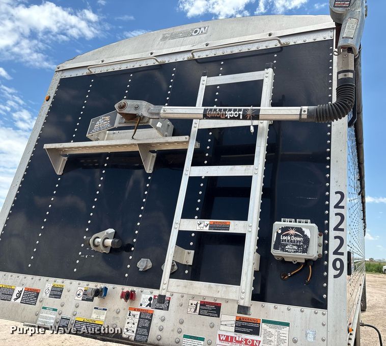 image for item DX8055 2020 Wilson DWH-650CB grain trailer