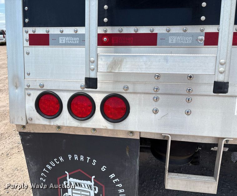 image for item DX8055 2020 Wilson DWH-650CB grain trailer