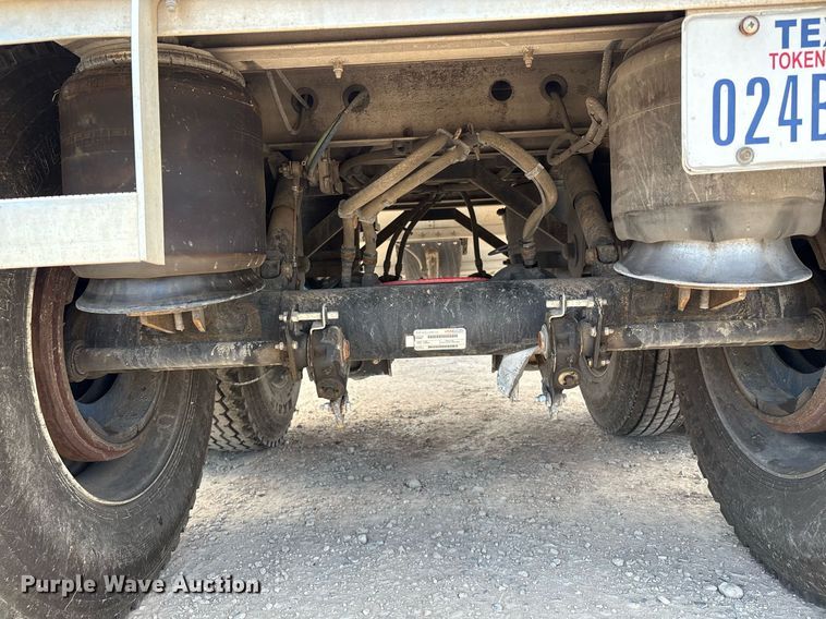 image for item DX8055 2020 Wilson DWH-650CB grain trailer