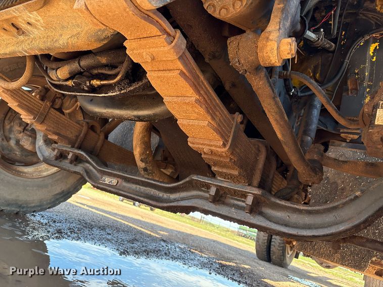 image for item DX8058 1988 International S1900 Feed Mixer Truck