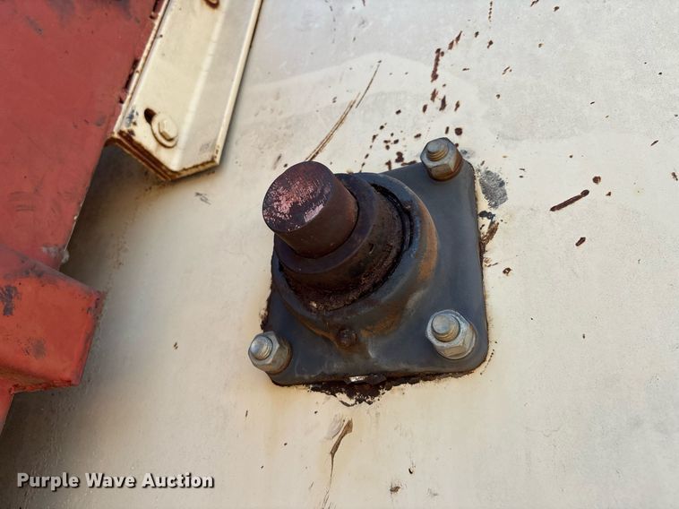 image for item DX8058 1988 International S1900 Feed Mixer Truck