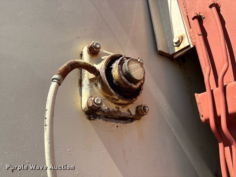 image for item DX8058 1988 International S1900 Feed Mixer Truck