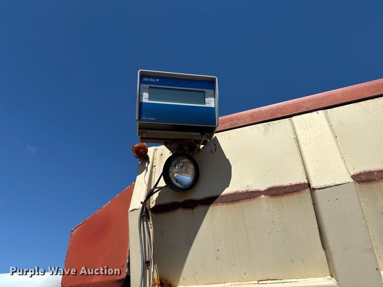 image for item DX8058 1988 International S1900 Feed Mixer Truck