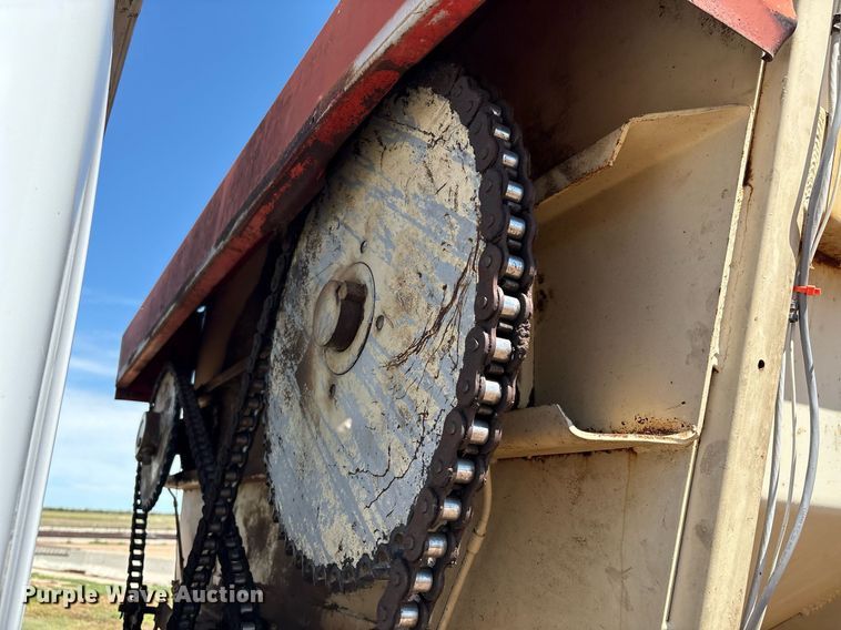 image for item DX8058 1988 International S1900 Feed Mixer Truck