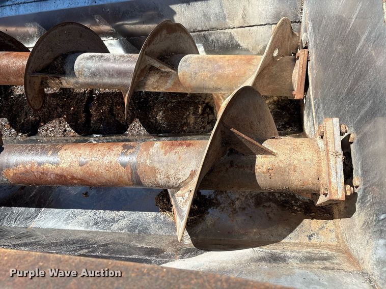 image for item DX8058 1988 International S1900 Feed Mixer Truck