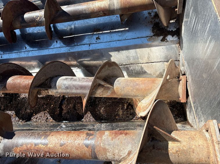 image for item DX8058 1988 International S1900 Feed Mixer Truck