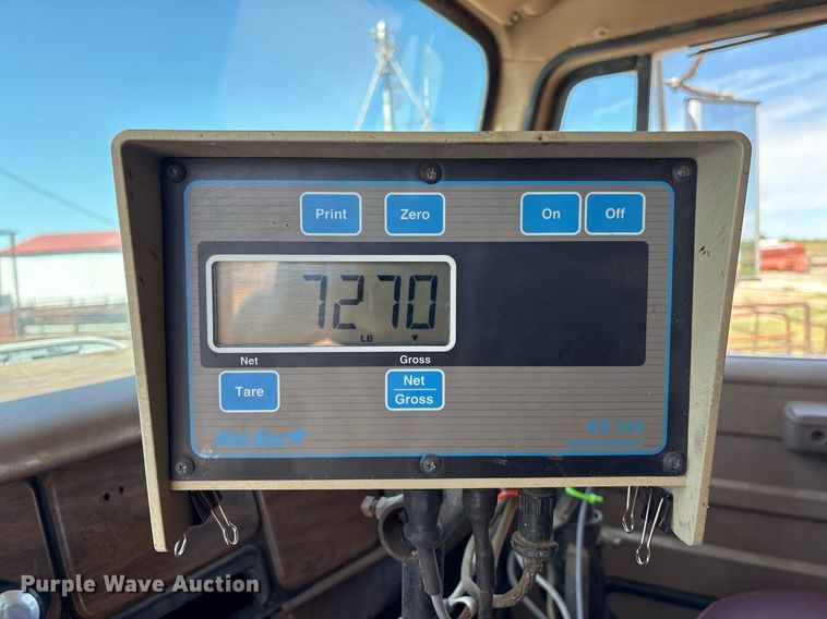 image for item DX8058 1988 International S1900 Feed Mixer Truck