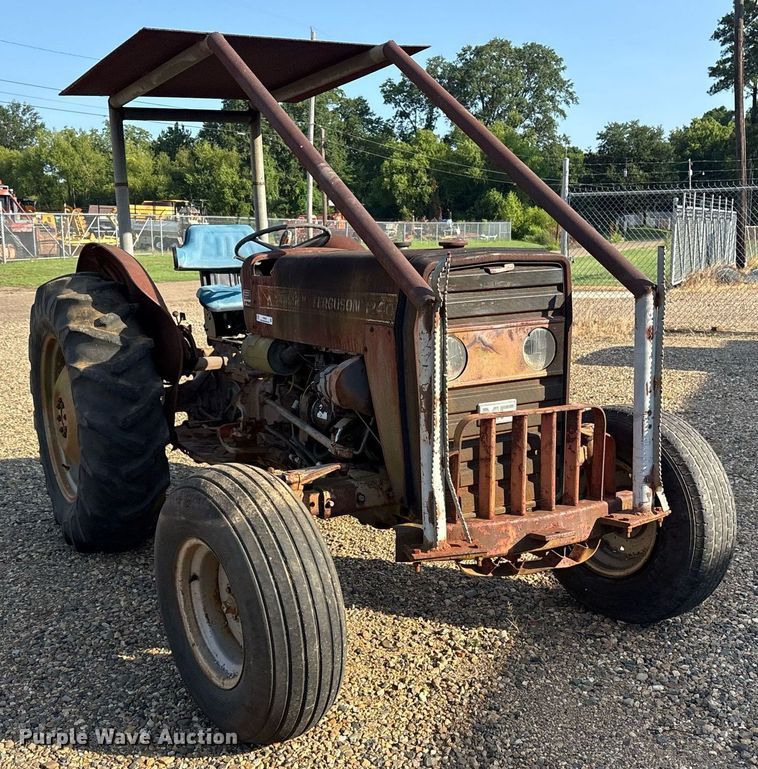 image for item DY0875 1984 Massey Ferguson 240 tractor