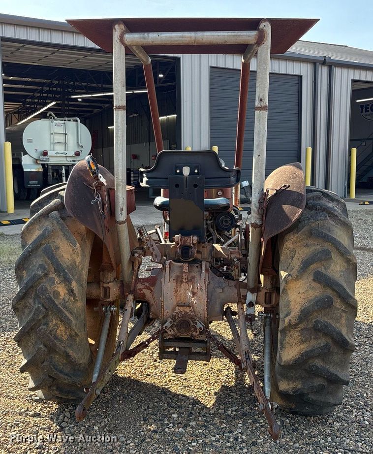 image for item DY0875 1984 Massey Ferguson 240 tractor