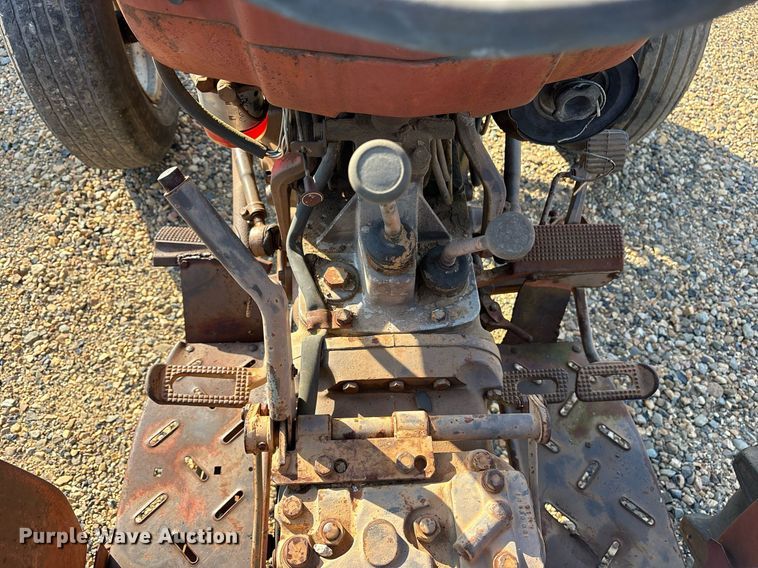 image for item DY0875 1984 Massey Ferguson 240 tractor