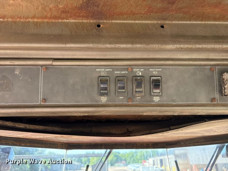 image for item DY0879 1991 Case IH 9280 4WD tractor