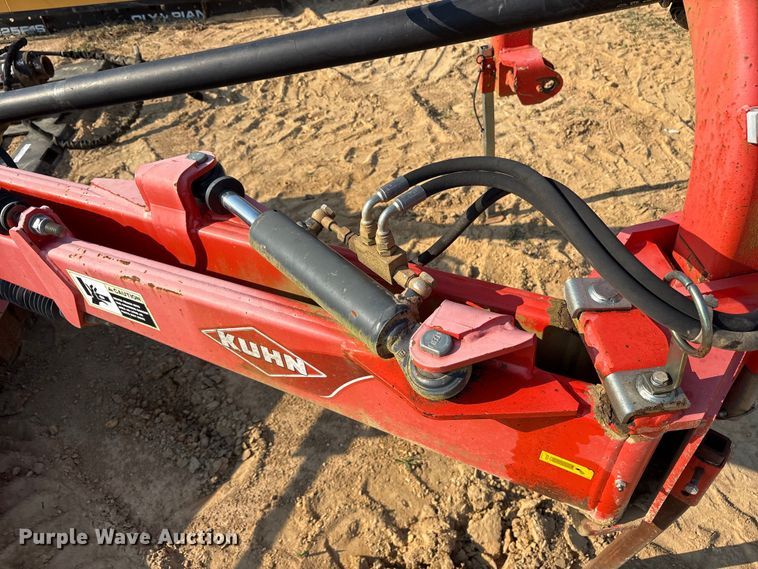 image for item DY0916 Kuhn TB 211 Select flail mower