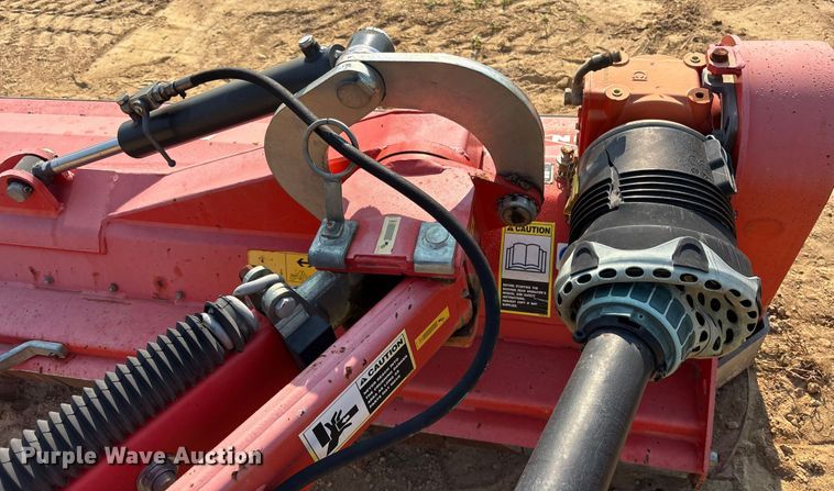 image for item DY0916 Kuhn TB 211 Select flail mower