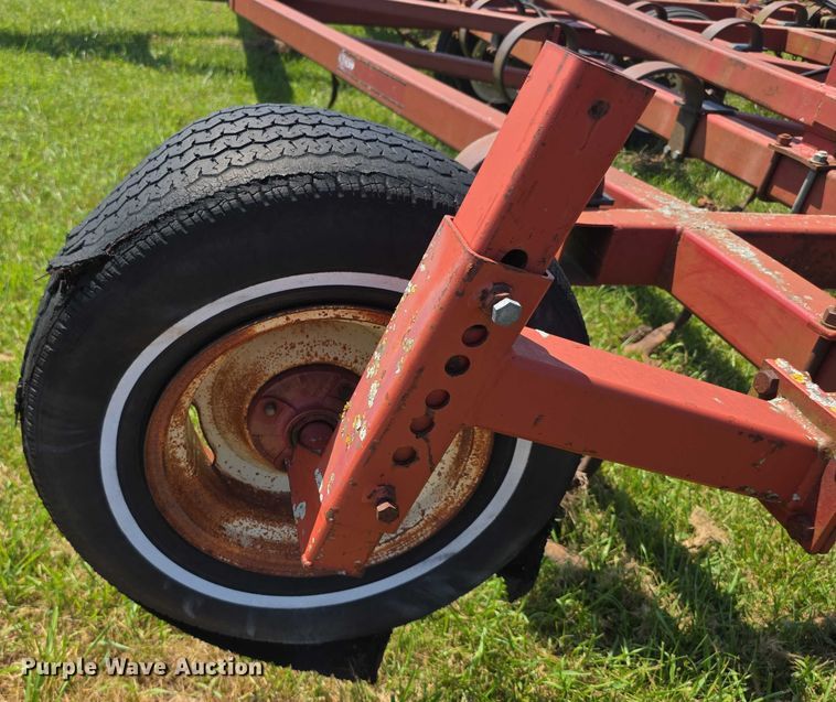 image for item DZ6097 Kent Series V Plus field cultivator