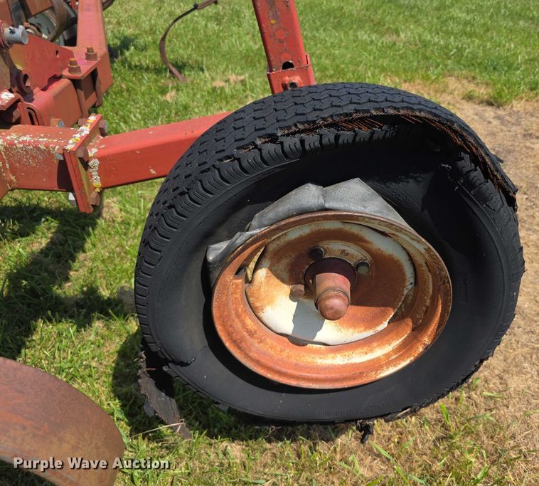 image for item DZ6097 Kent Series V Plus field cultivator