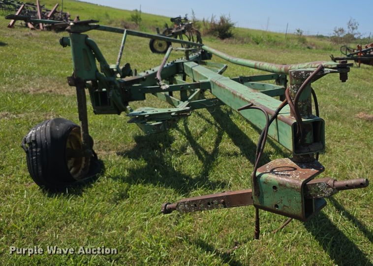 image for item DZ6099 John Deere 2450 plow
