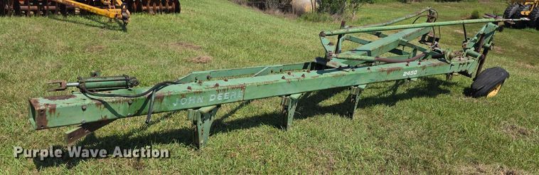 image for item DZ6099 John Deere 2450 plow