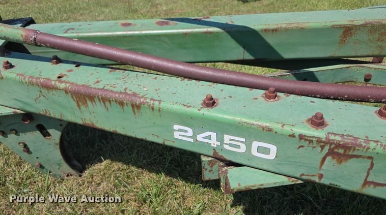 image for item DZ6099 John Deere 2450 plow