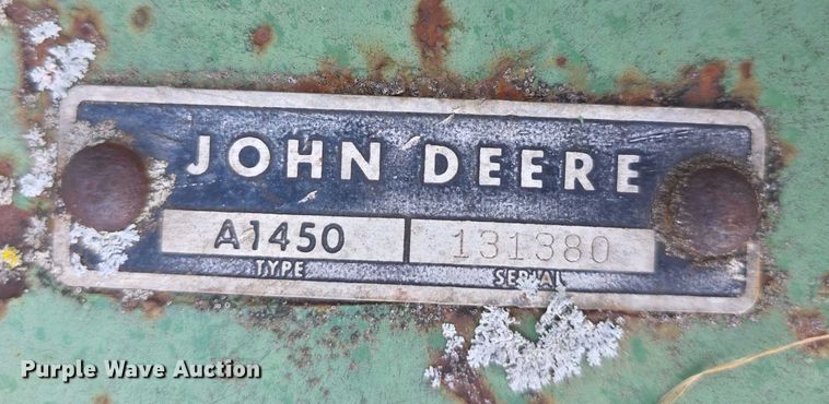 image for item DZ6099 John Deere 2450 plow