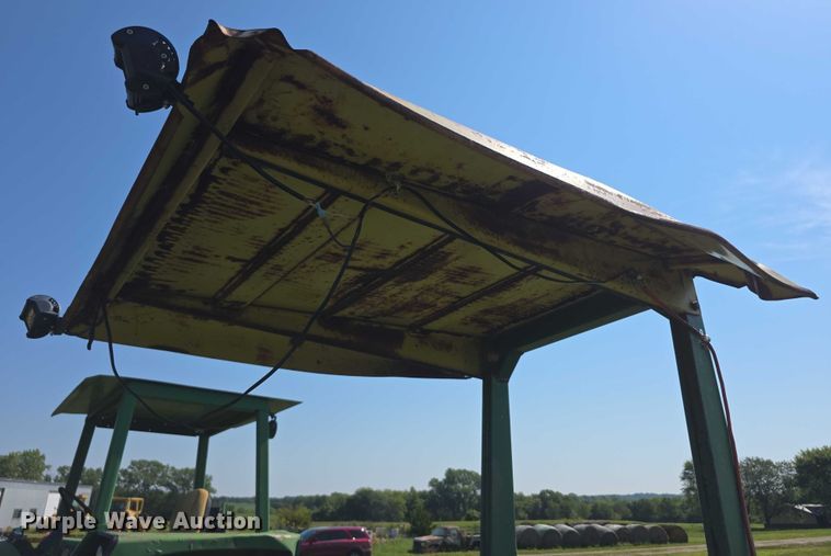 image for item DZ6105 1974 John Deere 2630A tractor