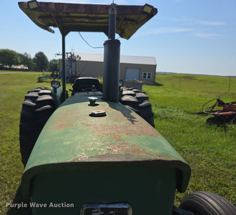 image for item DZ6105 1974 John Deere 2630A tractor