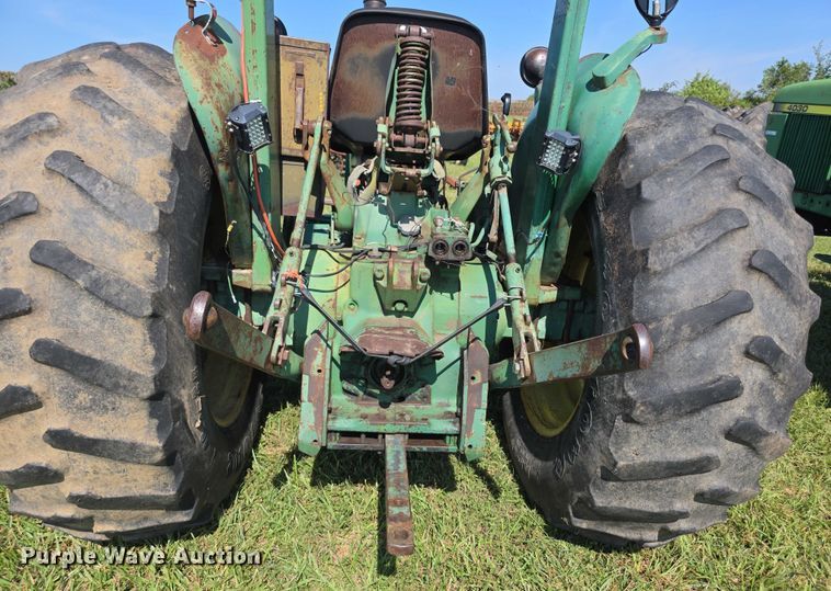 image for item DZ6105 1974 John Deere 2630A tractor