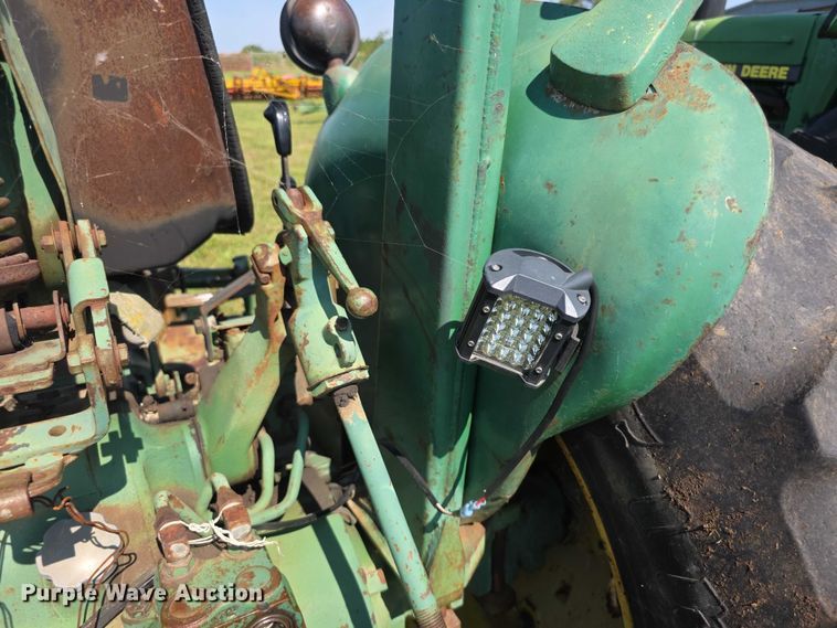 image for item DZ6105 1974 John Deere 2630A tractor