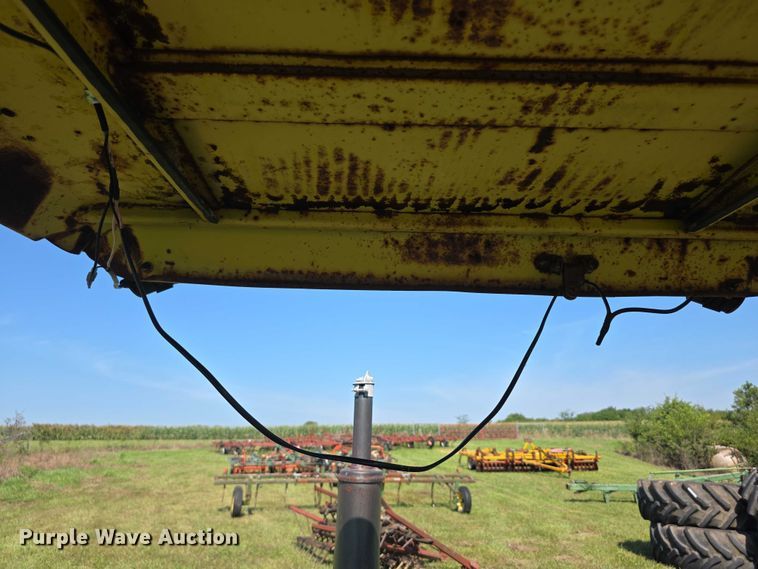 image for item DZ6105 1974 John Deere 2630A tractor