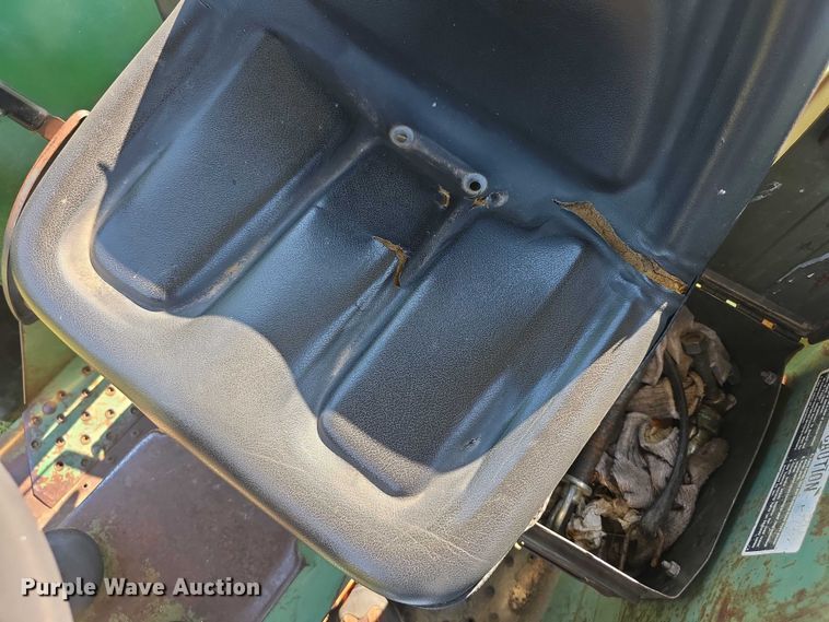 image for item DZ6105 1974 John Deere 2630A tractor