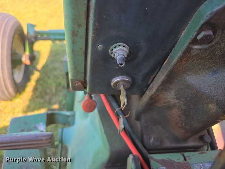 image for item DZ6105 1974 John Deere 2630A tractor