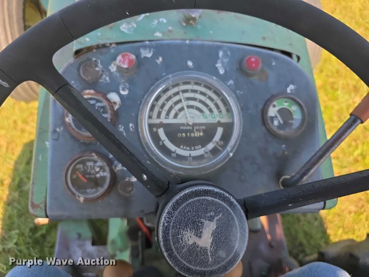 image for item DZ6105 1974 John Deere 2630A tractor