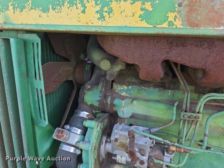 image for item DZ6105 1974 John Deere 2630A tractor