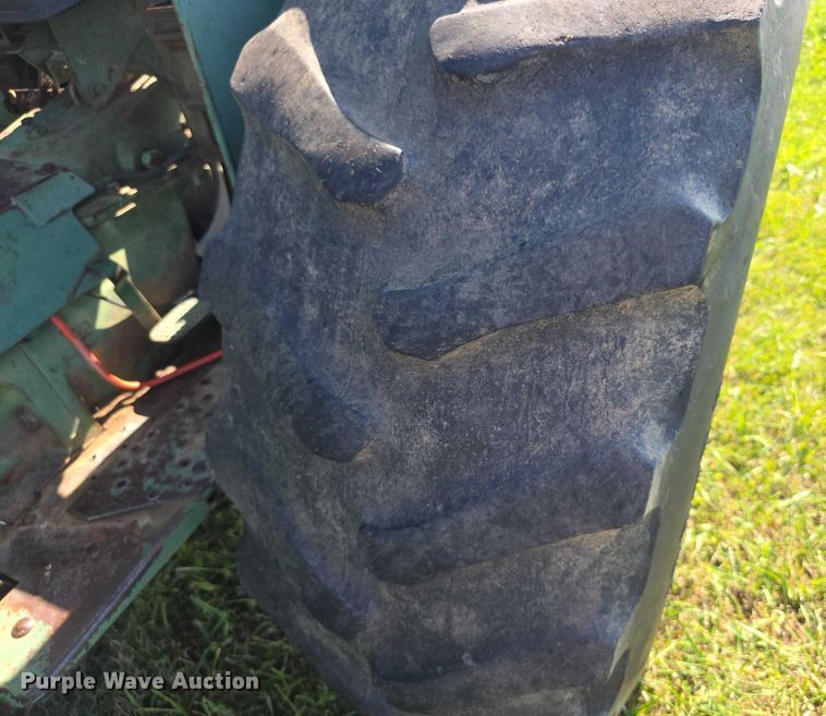 image for item DZ6105 1974 John Deere 2630A tractor