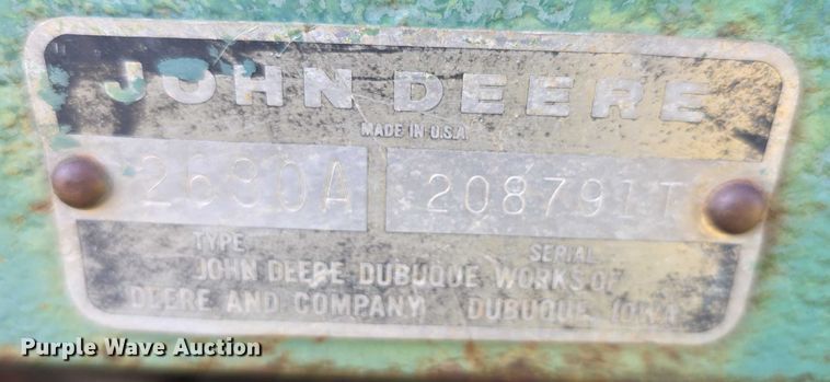 image for item DZ6105 1974 John Deere 2630A tractor