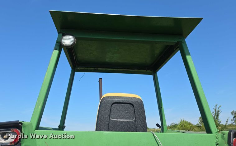 image for item DZ6107 1976 John Deere 4030W tractor