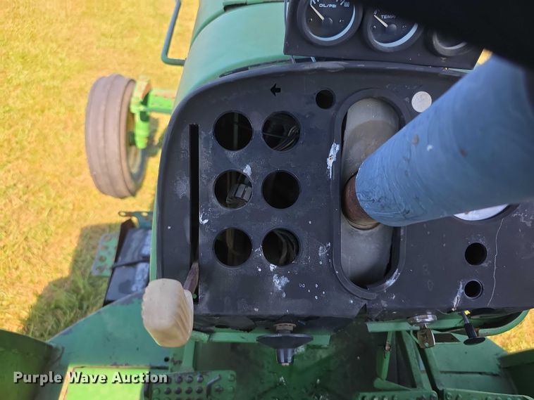 image for item DZ6107 1976 John Deere 4030W tractor