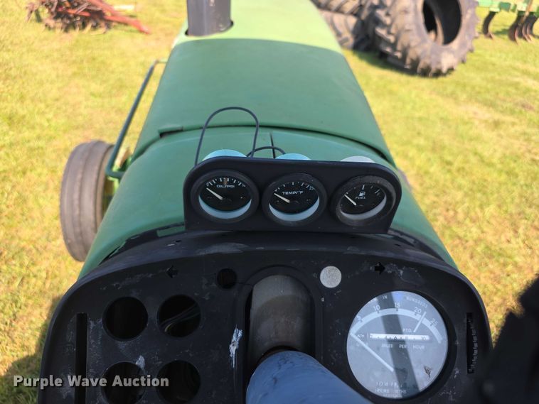 image for item DZ6107 1976 John Deere 4030W tractor