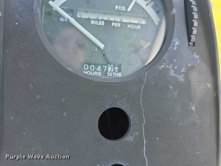 image for item DZ6107 1976 John Deere 4030W tractor