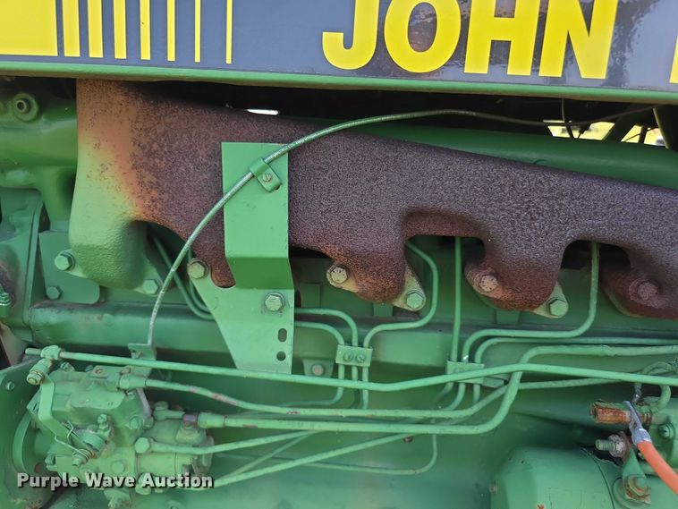image for item DZ6107 1976 John Deere 4030W tractor