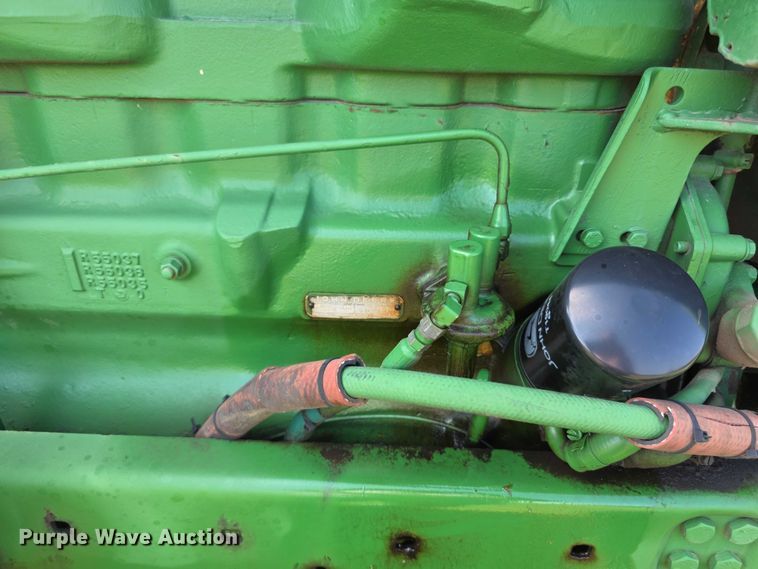 image for item DZ6107 1976 John Deere 4030W tractor