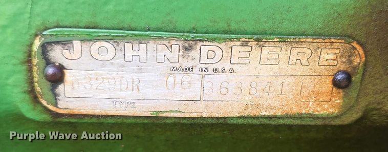 image for item DZ6107 1976 John Deere 4030W tractor
