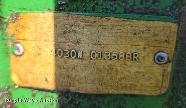 image for item DZ6107 1976 John Deere 4030W tractor