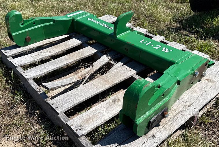 image for item DZ8854 Quick-Hitch Ul-2W quick attach three point hitch