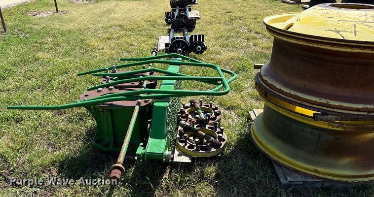 image for item DZ8864 John Deere combine dual wheel set