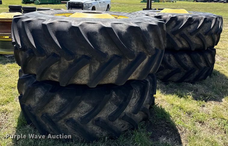 image for item DZ8865 (4) tires and wheels